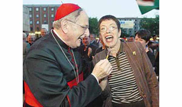 Cardinal Meisner enjoying Carnival 02